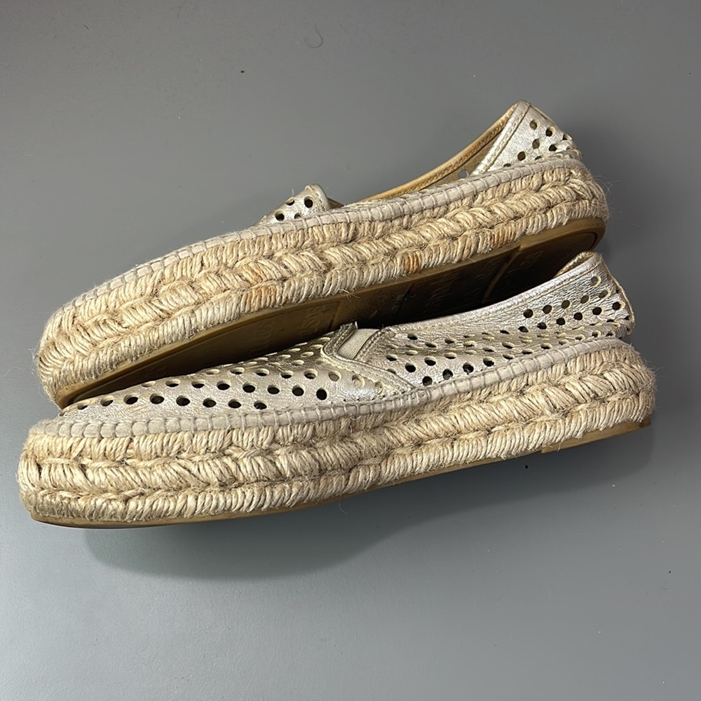 LOEFFLER RANDAL GOLD PERFORATED ESPADRILLES - Picture 4 of 7